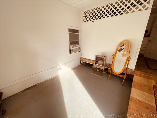 421216 E 1161 Road, Eufaula, OK 74432