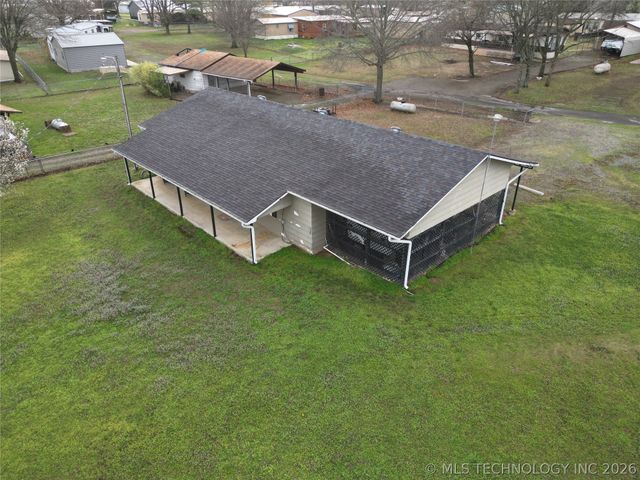 421216 E 1161 Road, Eufaula, OK 74432