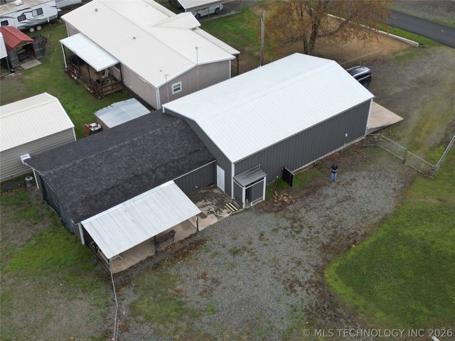 421216 E 1161 Road, Eufaula, OK 74432