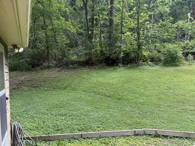 1961 Sunny Side Dr, Brentwood, TN 37027