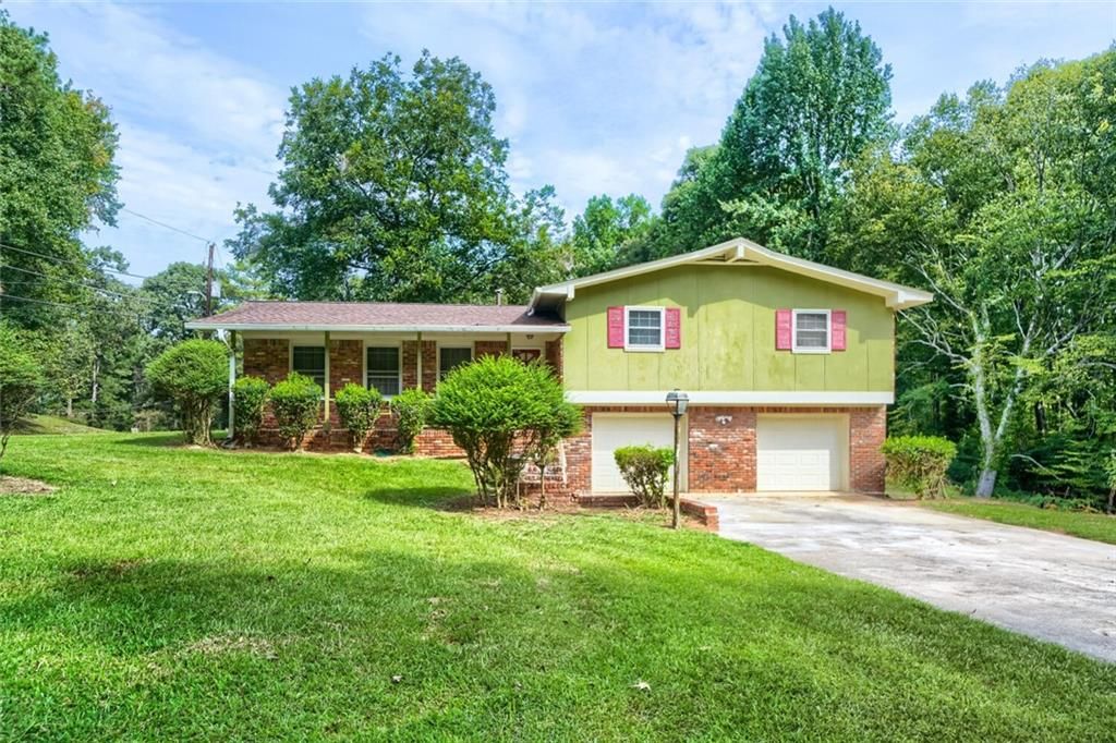 3435 Spring Valley Boulevard, College Park, GA 30349