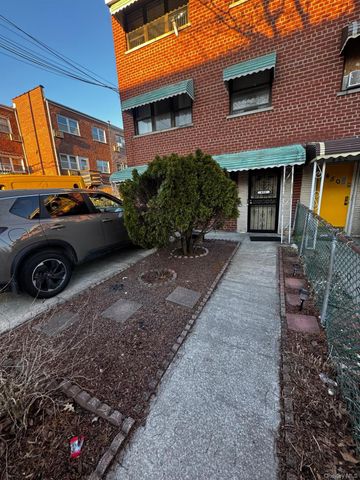452 Saint Lawrence Avenue, Bronx, NY 10473