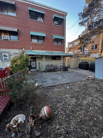 452 Saint Lawrence Avenue, Bronx, NY 10473