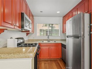 5540 S Owensmouth Avenue 107, Woodland Hills, CA 91367