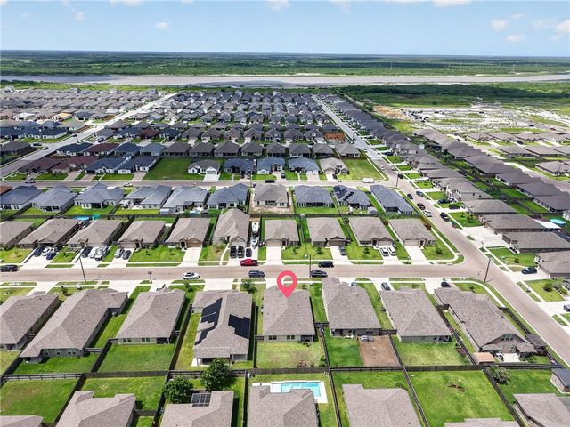 7714 Iron Man Dr, Corpus Christi, TX 78414