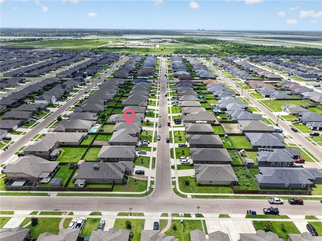 7714 Iron Man Dr, Corpus Christi, TX 78414