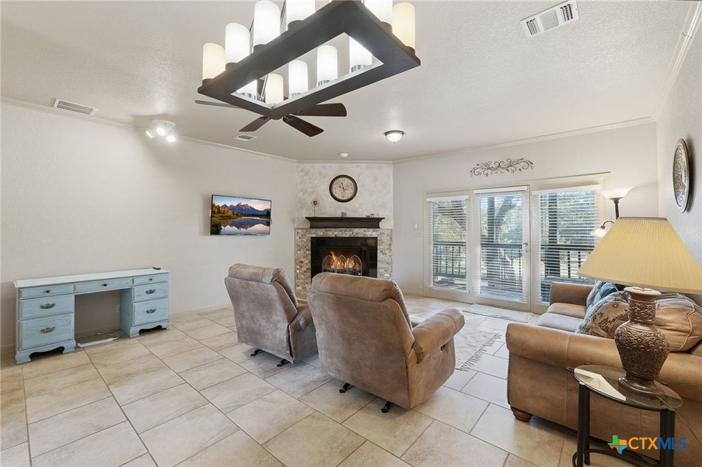 Image 5 of property listing at 421 Watts Lane B5, Canyon Lake, TX 78133