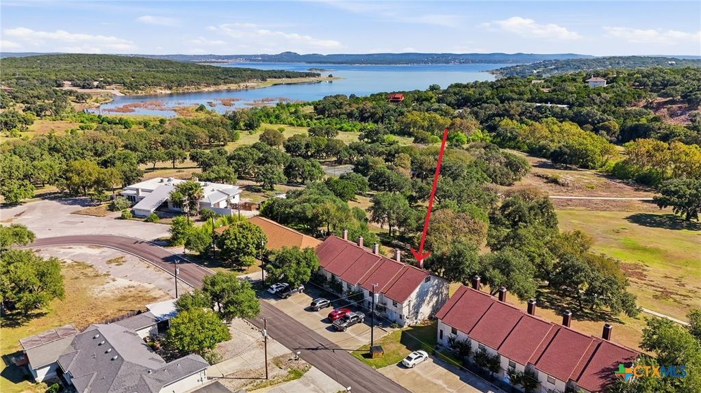 Image 8 of property listing at 421 Watts Lane B5, Canyon Lake, TX 78133
