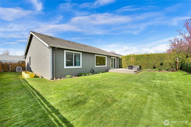 2002 Heartland Drive, Lynden, WA 98264