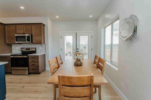 1549 Excelsior Creek Avenue, Montrose, CO 81401