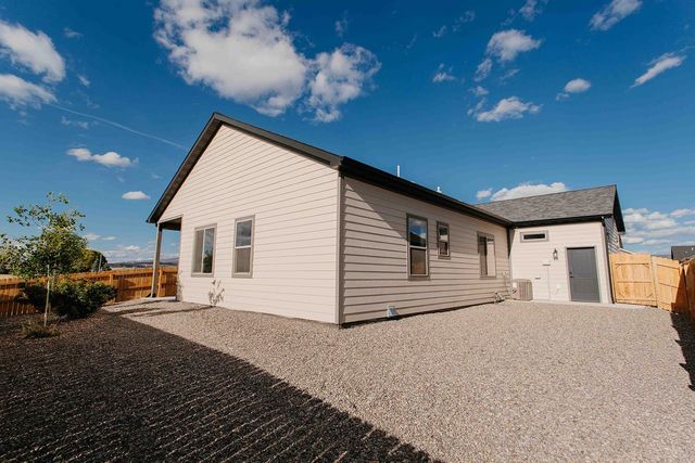 1549 Excelsior Creek Avenue, Montrose, CO 81401