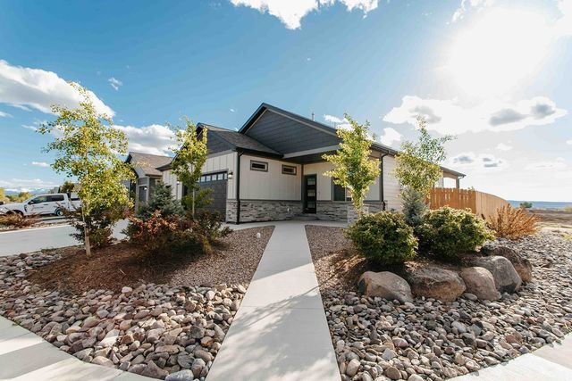 1549 Excelsior Creek Avenue, Montrose, CO 81401