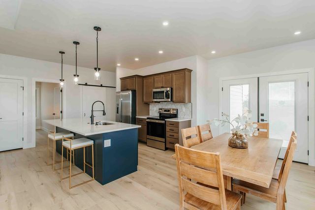 1549 Excelsior Creek Avenue, Montrose, CO 81401