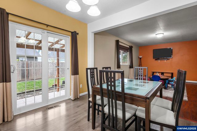 4515 Samantha Av NE, Salem, OR 97305