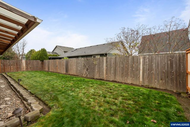 4515 Samantha Av NE, Salem, OR 97305