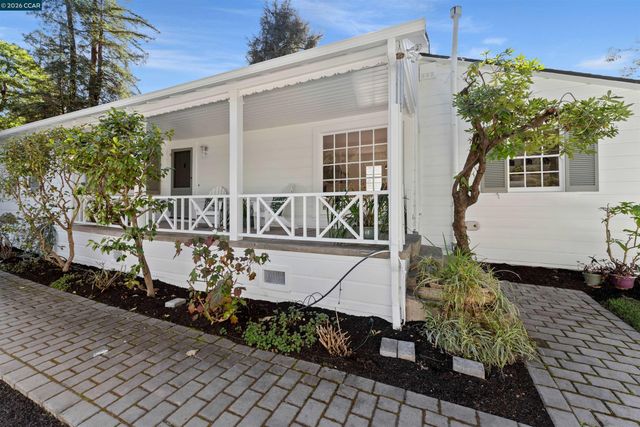 5450 Ascot Drive, Oakland, CA 94611