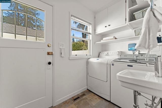 5450 Ascot Drive, Oakland, CA 94611