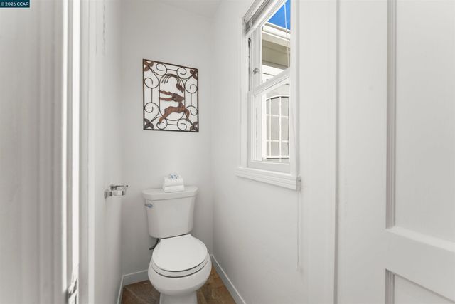 5450 Ascot Drive, Oakland, CA 94611