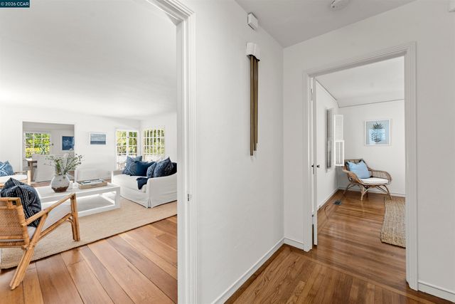 5450 Ascot Drive, Oakland, CA 94611