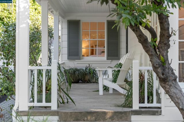 5450 Ascot Drive, Oakland, CA 94611