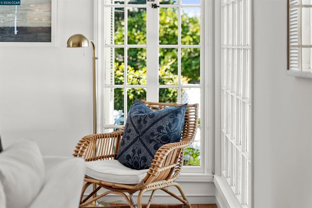 5450 Ascot Drive, Oakland, CA 94611