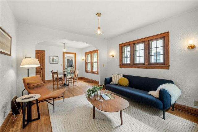 4129 45th Avenue S, Minneapolis, MN 55406