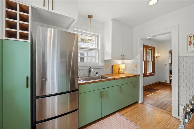 4129 45th Avenue S, Minneapolis, MN 55406