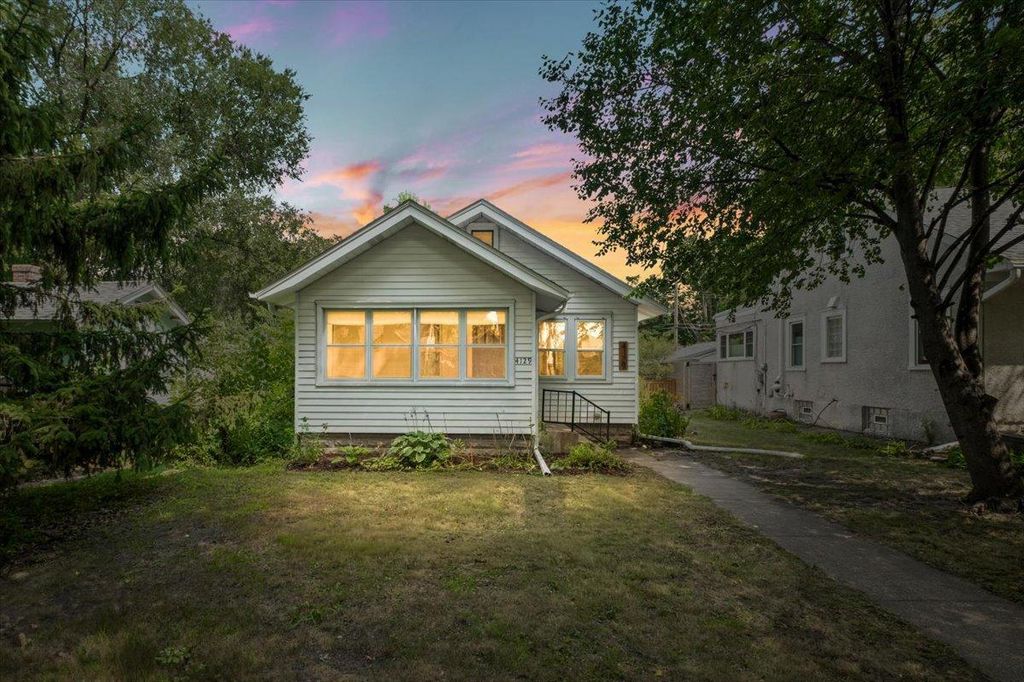 4129 45th Avenue S, Minneapolis, MN 55406