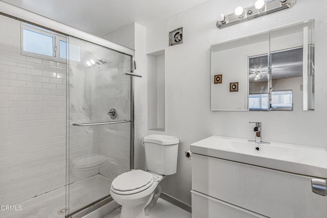 8811 Canoga Avenue 353, Canoga Park, CA 91304