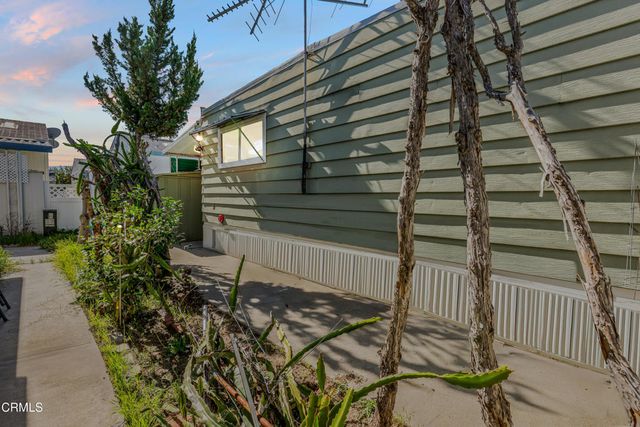 8811 Canoga Avenue 353, Canoga Park, CA 91304