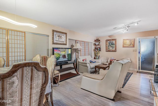 8811 Canoga Avenue 353, Canoga Park, CA 91304