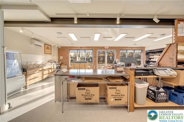 67 Park Avenue, Wind Gap Boro, PA 18091