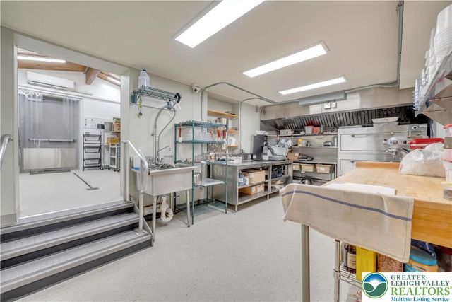 67 Park Avenue, Wind Gap Boro, PA 18091