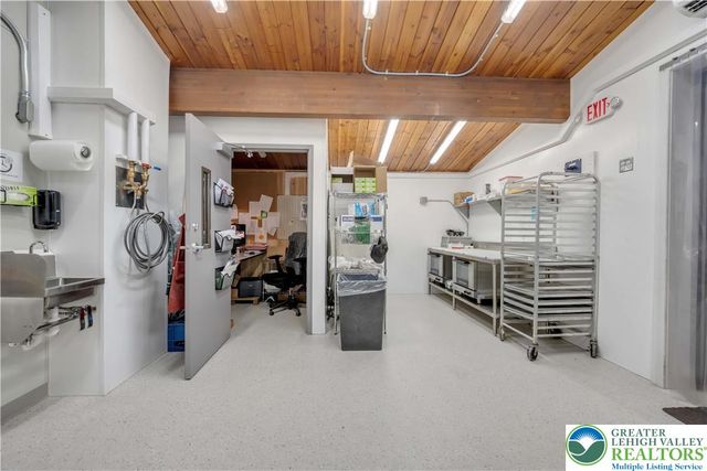 67 Park Avenue, Wind Gap Boro, PA 18091