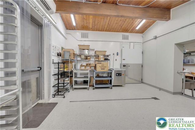 67 Park Avenue, Wind Gap Boro, PA 18091