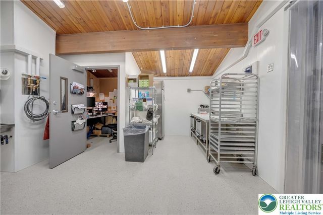 67 Park Avenue, Wind Gap Boro, PA 18091