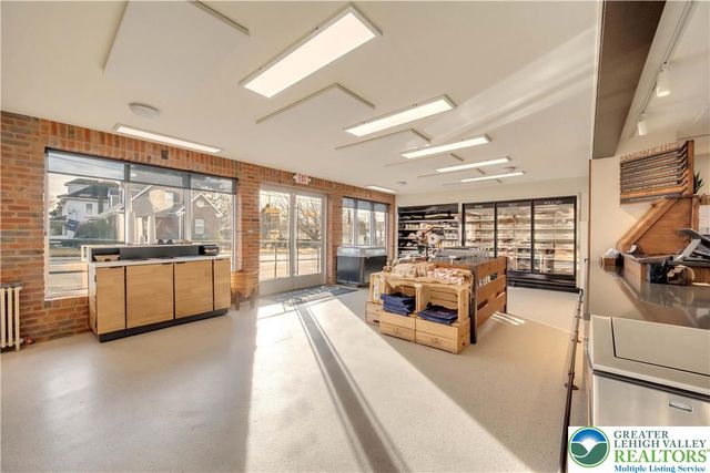 67 Park Avenue, Wind Gap Boro, PA 18091