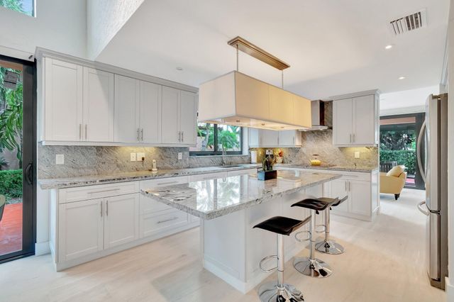 6427 VIA ROSA, Boca Raton, FL 33433
