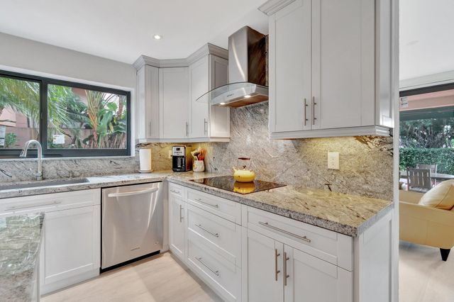 6427 VIA ROSA, Boca Raton, FL 33433