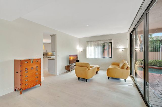 6427 VIA ROSA, Boca Raton, FL 33433