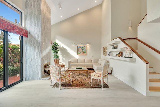 6427 VIA ROSA, Boca Raton, FL 33433