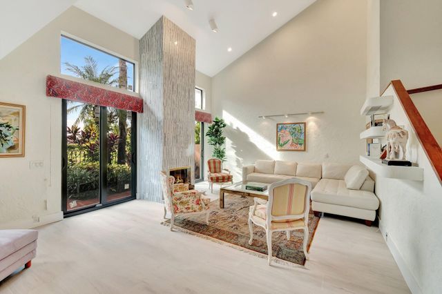 6427 VIA ROSA, Boca Raton, FL 33433
