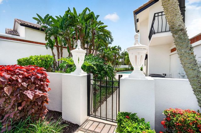 6427 VIA ROSA, Boca Raton, FL 33433