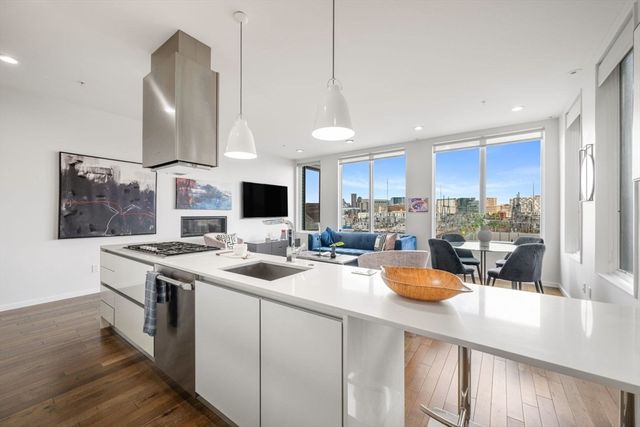 525 E. First St 5, Boston, MA 02127