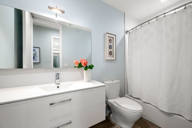 525 E. First St 5, Boston, MA 02127