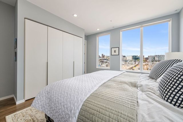 525 E. First St 5, Boston, MA 02127