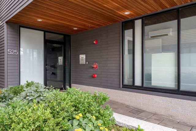 525 E. First St 5, Boston, MA 02127