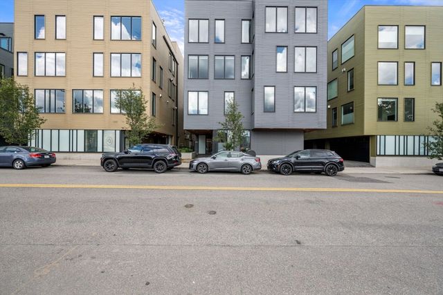 525 E. First St 5, Boston, MA 02127