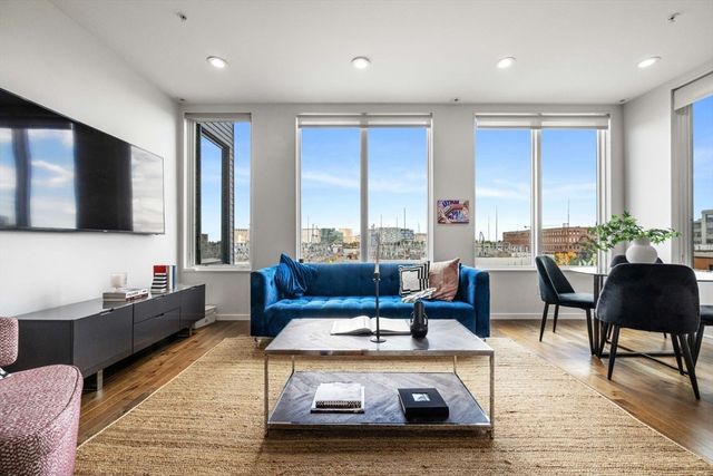 525 E. First St 5, Boston, MA 02127