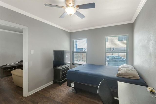 204 E 30th ST 102, Austin, TX 78705